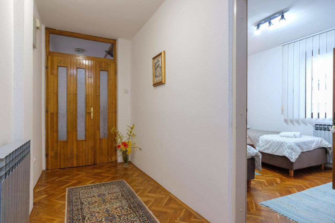 The Cosmic Gate Apartments Visoko Kültér fotó